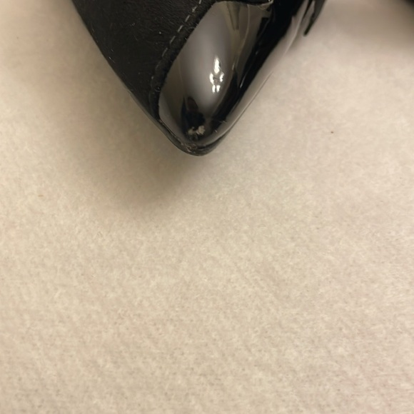 J. Renee black suade/patent pumps with grosgrain bow. Size 9.5wide
Heel is >2.5 - Picture 8 of 8